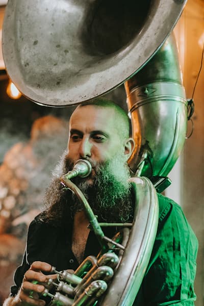 Portrait de Schleb, Sousaphone