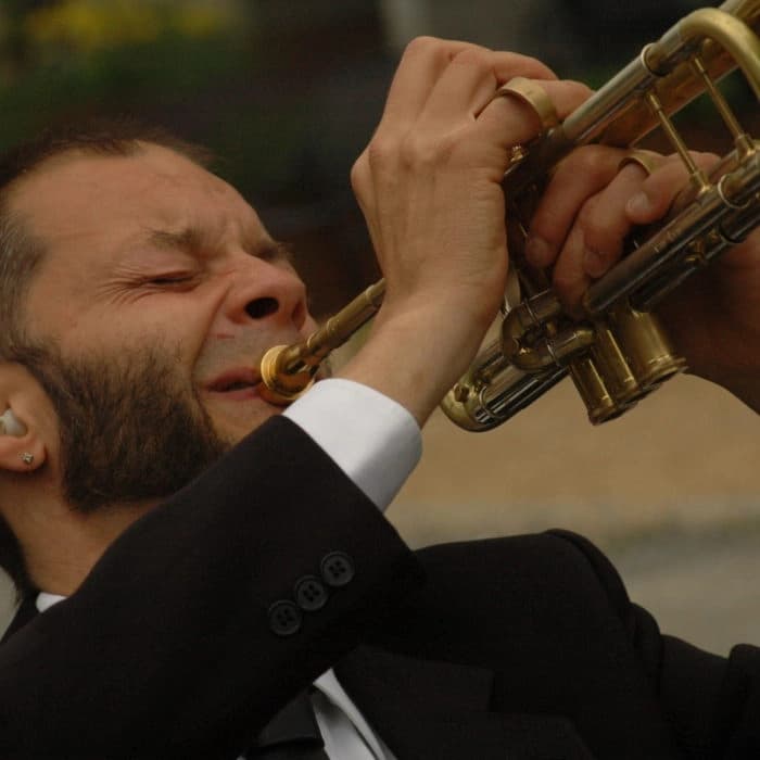 En Fanfare 11