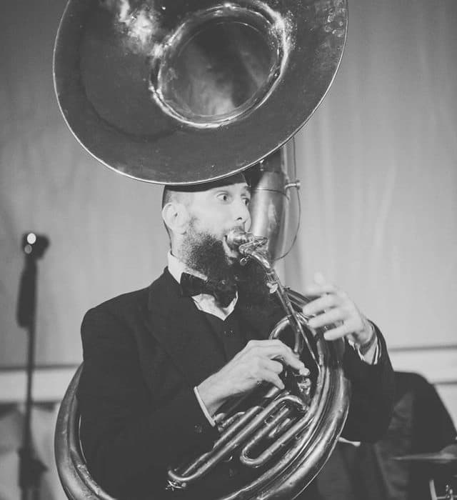En Fanfare 25